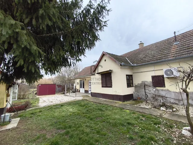 Eladó ház Kéthely 72 nm