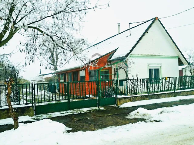 Eladó ház Orosztony 57 nm