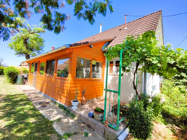 Eladó ház Orosztony 57 nm