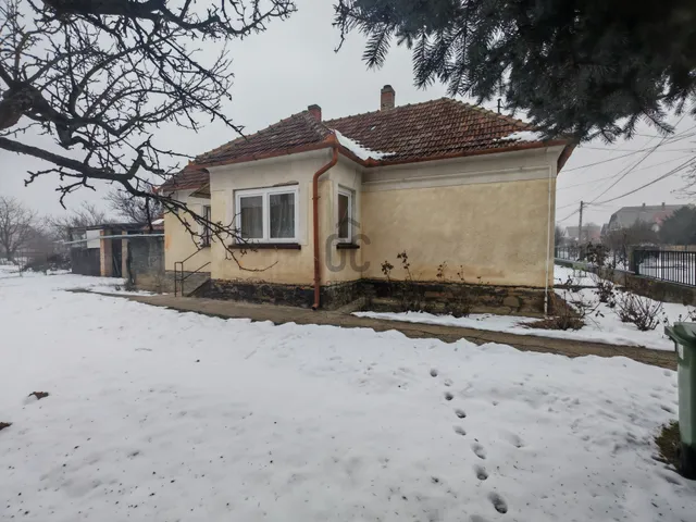 Eladó ház Rezi 55 nm