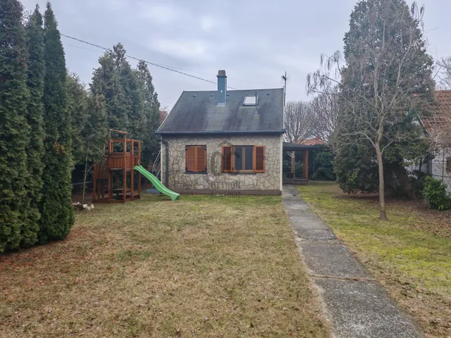 Eladó üdülő és hétvégi ház Balatonmáriafürdő 58 nm