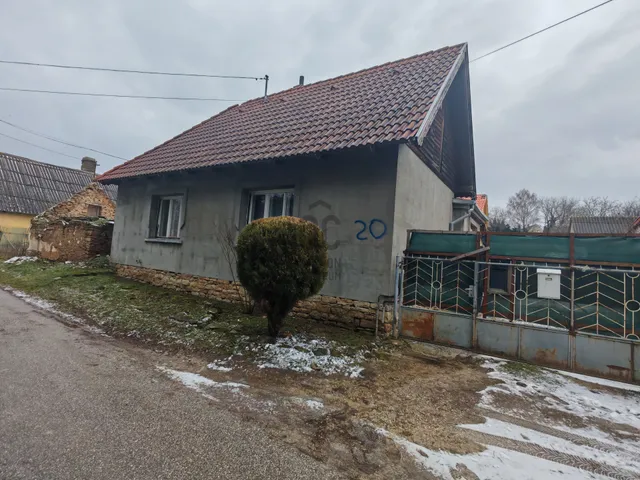 Eladó ház Rezi 80 nm