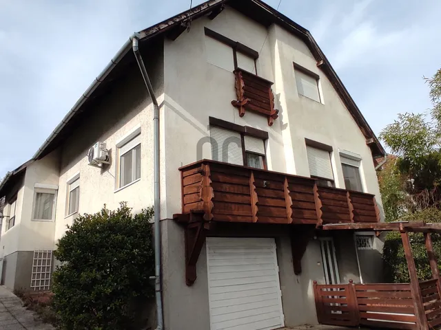 Eladó ház Alsópáhok 101 nm