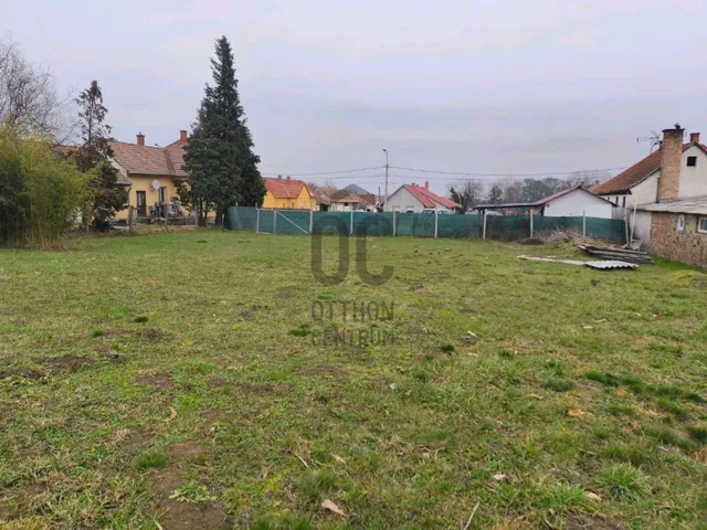 Eladó telek Marcali 1672 nm