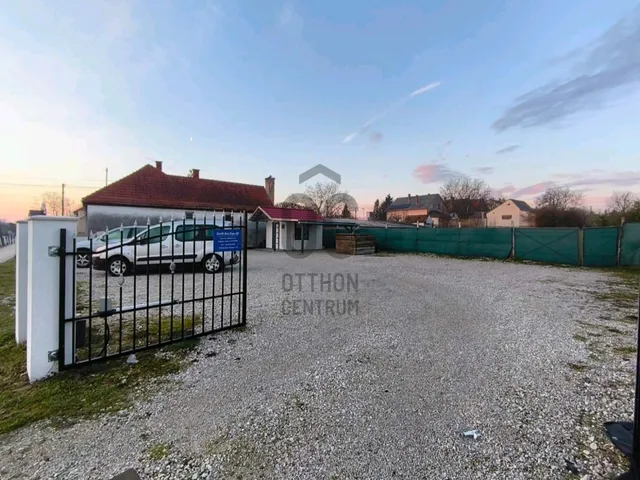 Eladó telek Marcali 1672 nm