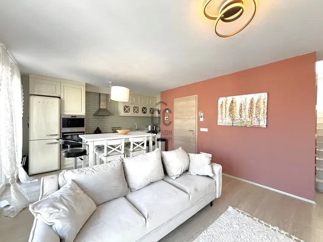 Eladó lakás Siófok, Ezüstpart 86 nm