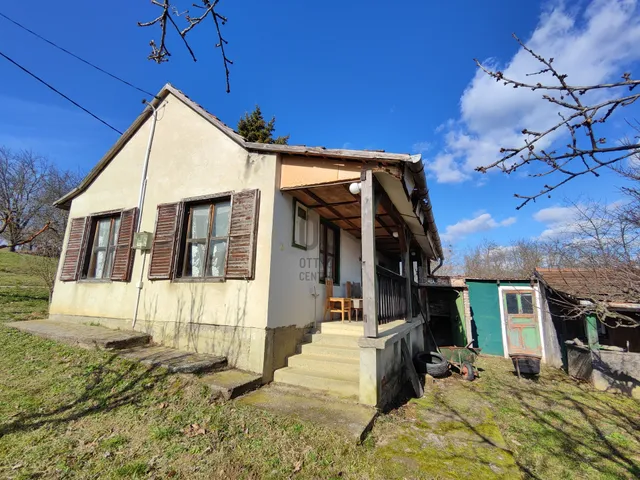 Eladó üdülő és hétvégi ház Esztergályhorváti 41 nm