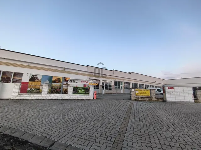 Eladó kereskedelmi és ipari ingatlan Marcali 1963 nm