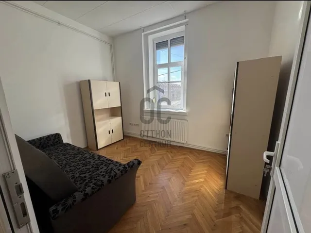 Eladó lakás Csorna 90 nm