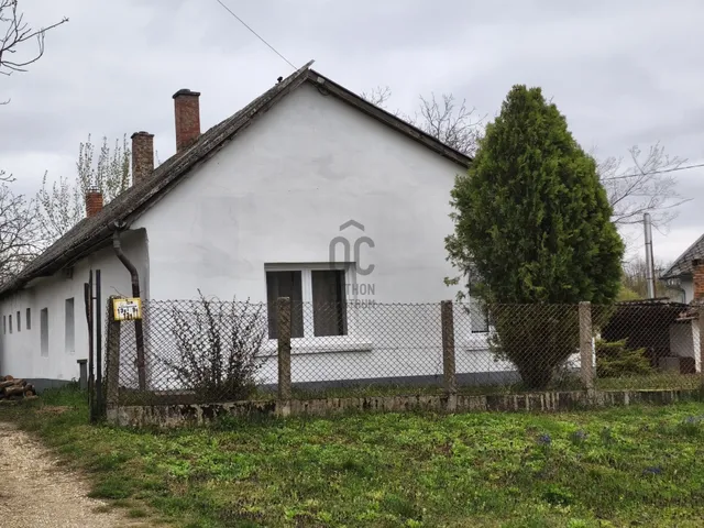 Eladó üdülő és hétvégi ház Balatonboglár 130 nm