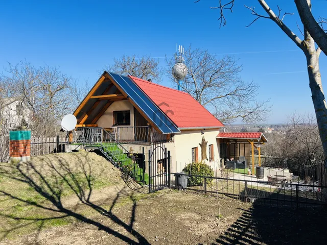 Eladó üdülő és hétvégi ház Szabadhidvég 80 nm