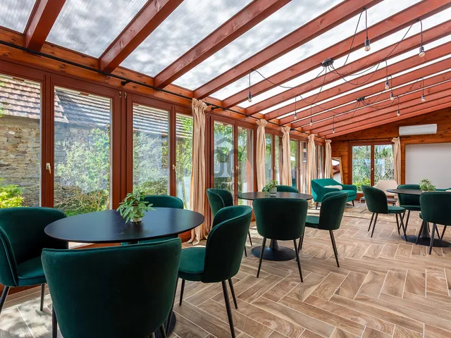 Eladó kereskedelmi és ipari ingatlan Kékkút 248 nm