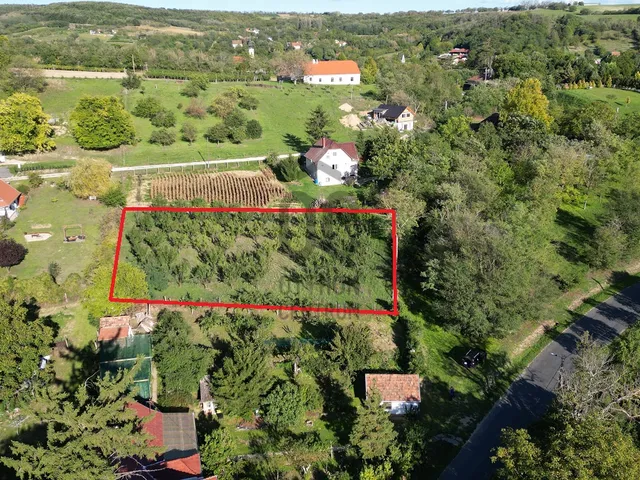 Eladó telek Kötcse 1561 nm