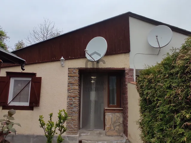 Eladó nyaraló Balatonmáriafürdő 35 nm