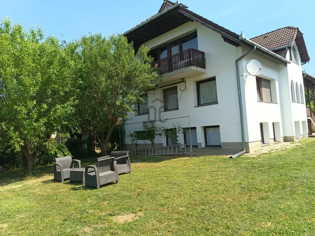 Eladó ház Balatonlelle 310 nm