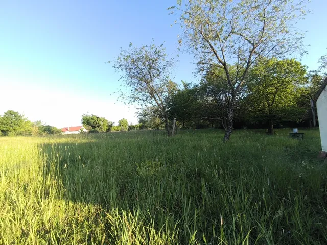 Eladó nyaraló Hollád 20 nm