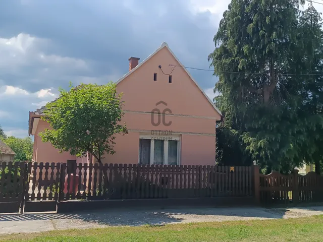 Eladó ház Inke 105 nm