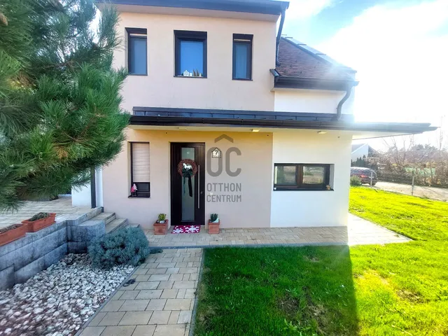 Eladó ház Alsóörs 160 nm
