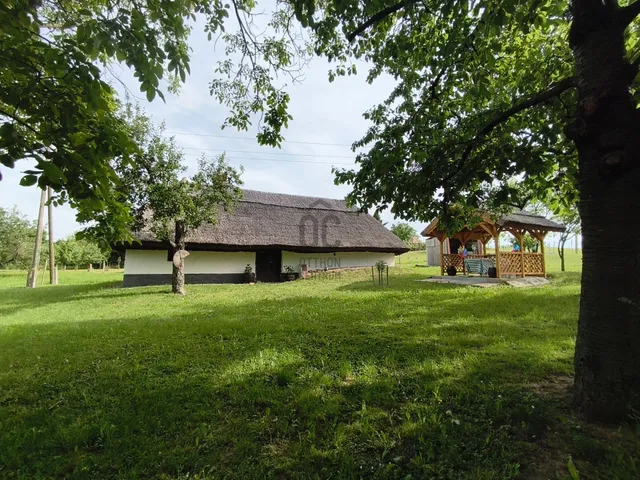Eladó nyaraló Balatonberény 35 nm