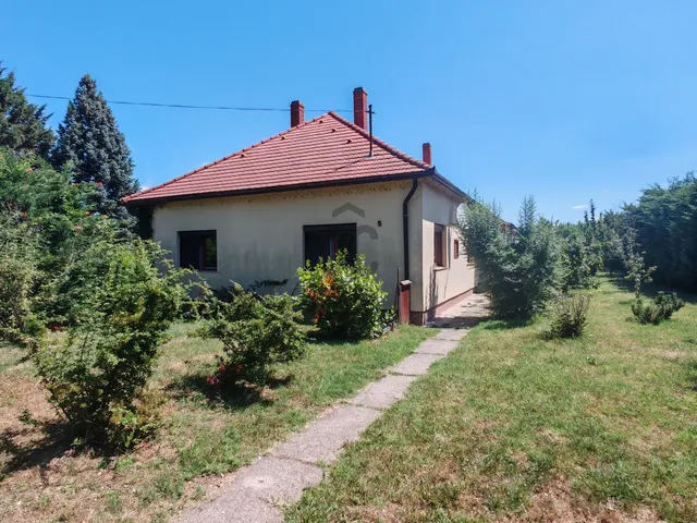 Eladó ház Balatonmáriafürdő 120 nm