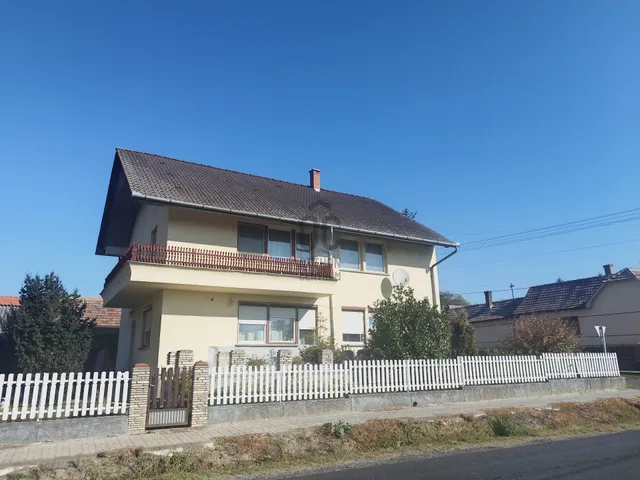 Eladó ház Marcali, Boronka 180 nm