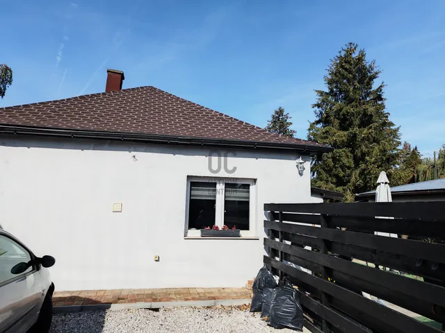 Eladó nyaraló Balatonfenyves 126 nm