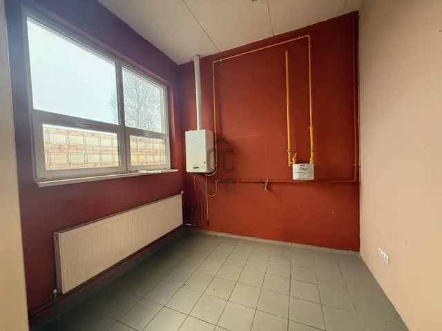 Kiadó kereskedelmi és ipari ingatlan Budapest XVII. kerület, Rákoskeresztúr 393 nm
