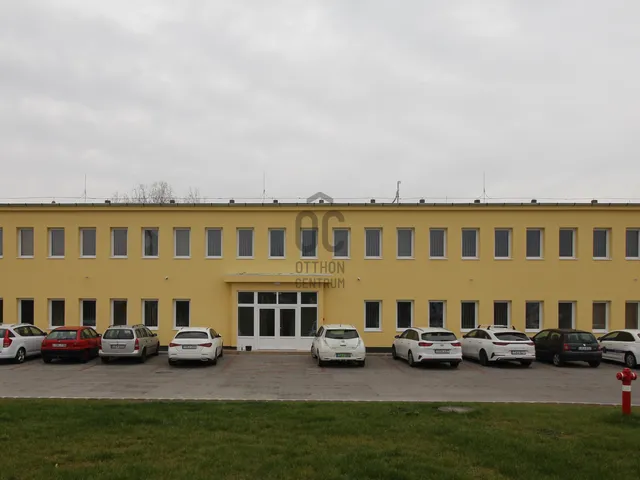 Kiadó kereskedelmi és ipari ingatlan Kistarcsa 37 nm
