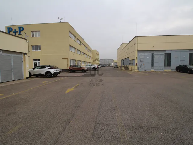 Kiadó kereskedelmi és ipari ingatlan Budapest XV. kerület, Rákospalota 12 nm