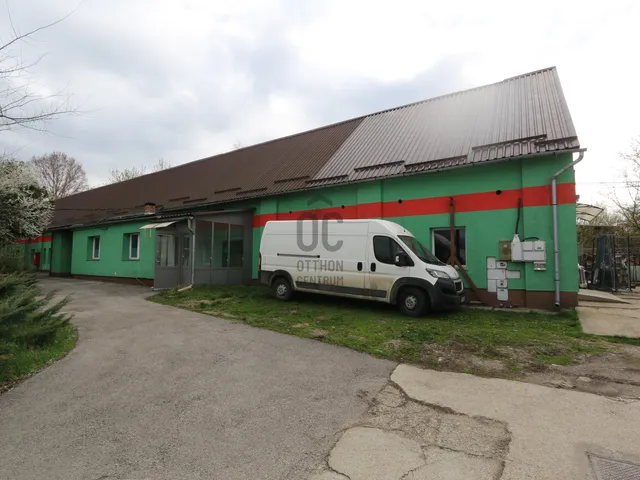 Kiadó kereskedelmi és ipari ingatlan Göd 559 nm