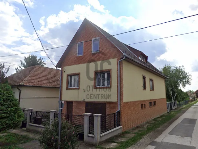 Eladó ház Vácszentlászló 200 nm
