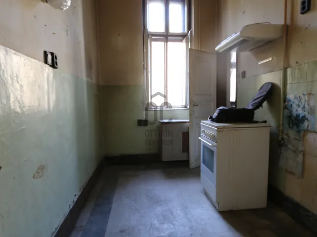 Eladó lakás Budapest VI. kerület 41 nm