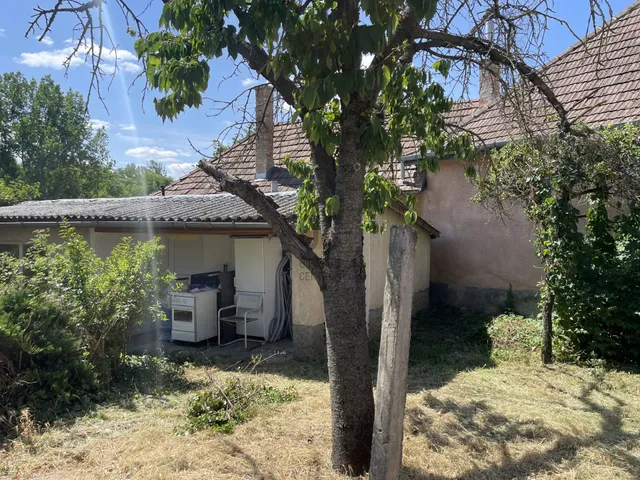 Eladó telek Mogyoród 957 nm