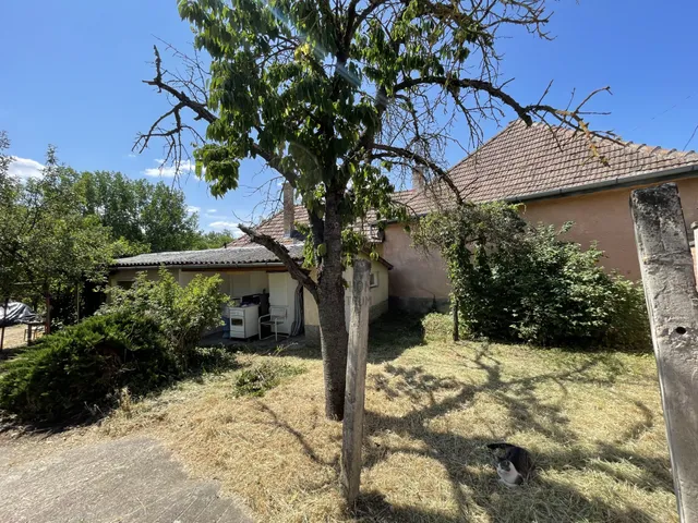 Eladó telek Mogyoród 957 nm