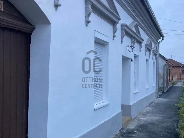 Eladó lakás Szigetvár 105 nm