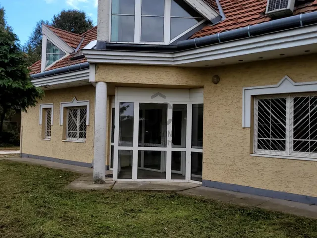 Eladó kereskedelmi és ipari ingatlan Mogyoród 3583 nm