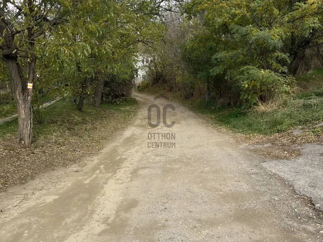 Eladó telek Kerepes 550 nm