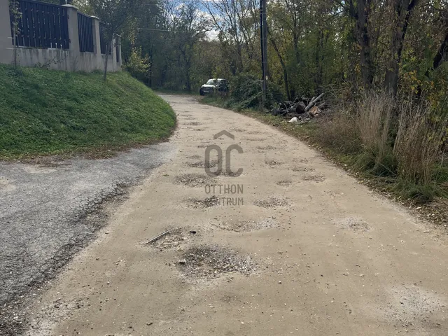 Eladó telek Kerepes 550 nm