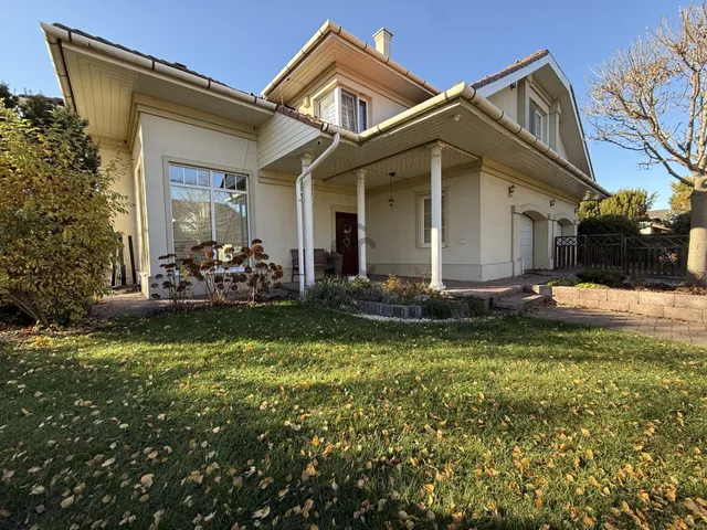 Eladó ház Nagytarcsa 199 nm