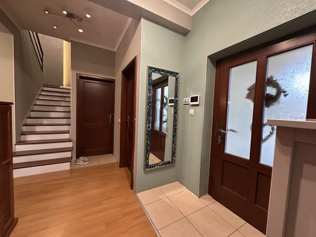 Eladó ház Nagytarcsa 199 nm