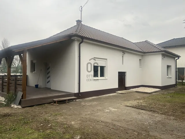 Eladó ház Budapest XVIII. kerület, Újpéteritelep 83 nm