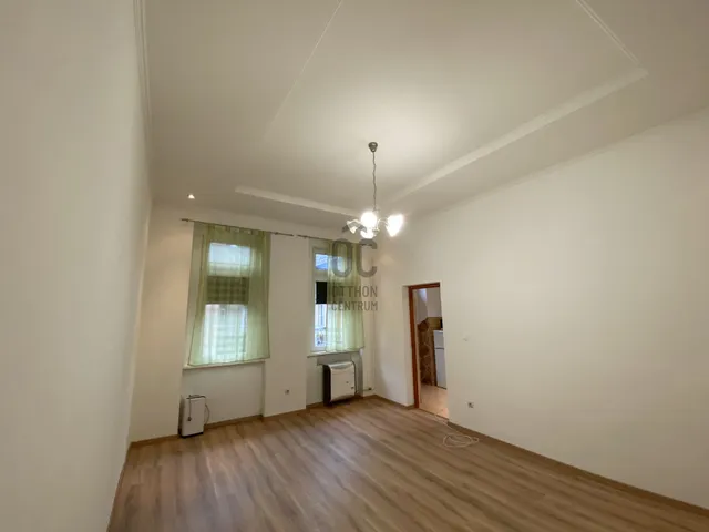 Eladó lakás Budapest VIII. kerület, József utca 36 nm