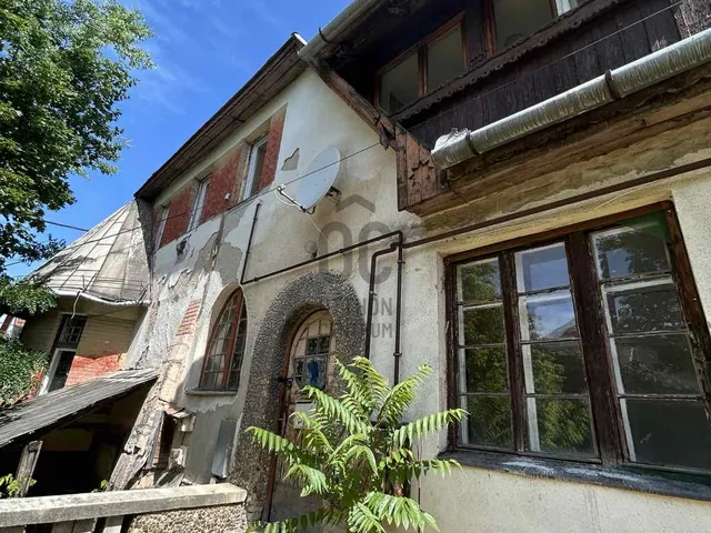 Eladó ház Budapest XV. kerület, Rákospalota 301 nm