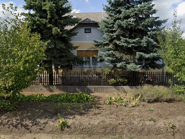 Eladó ház Tura 97 nm