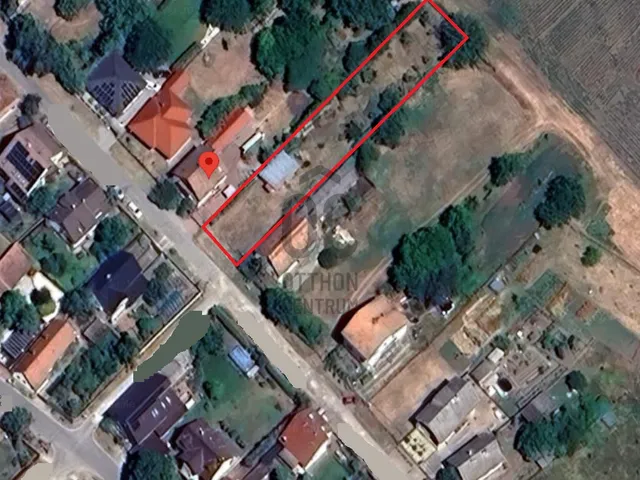 Eladó telek Fót 1172 nm