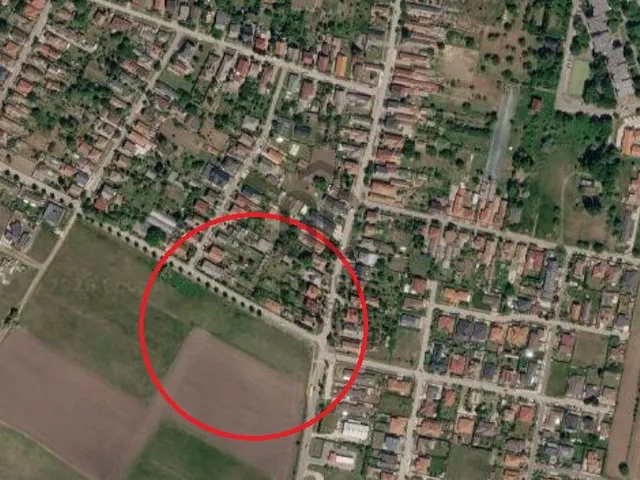 Eladó telek Nagytarcsa 1005 nm