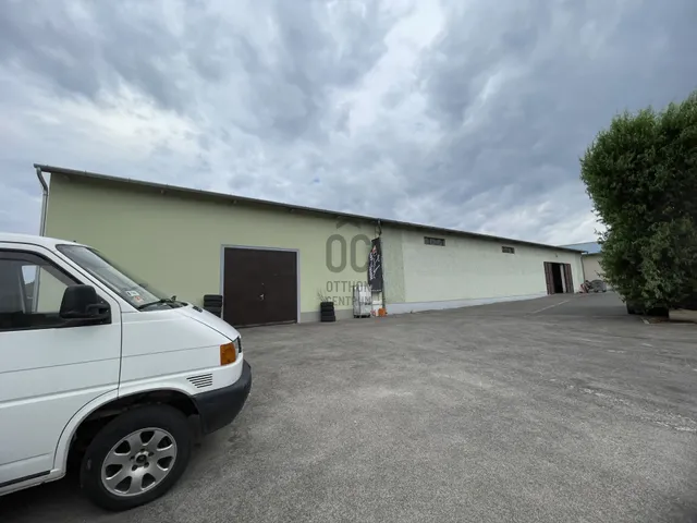 Eladó kereskedelmi és ipari ingatlan Kistarcsa 950 nm