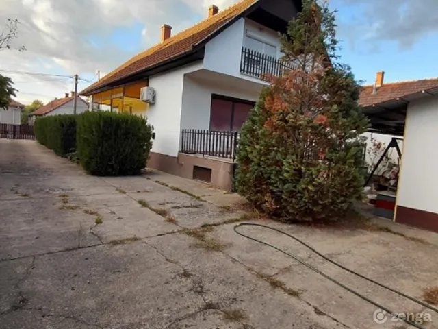 Eladó ház Tabdi, Mészáros Lőrinc utca 120 nm