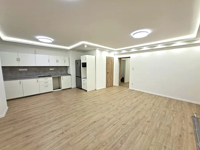 Eladó lakás Debrecen, Vénkert 56 nm