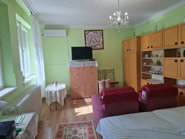 Eladó ház Debrecen, Dobozikert 42 nm